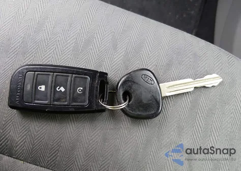 2015 Kia Forte Lx z USA, uszkodzony, nr VIN KNAFK4A6XF5437284